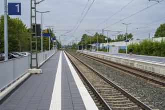 Empty platform, railway tracks, no train, Bad Staffelstein, Upper Franconia, Franconia, Bavaria,