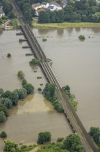 Aerial view, Ruhr flood, flooding, Eisaenbahnbrücke über die Ruhrauen, Speldorf - Nordwest, Mülheim