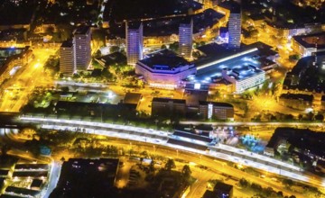Aerial photo, Mülheim an der Ruhr main station, Technical Town Hall and Forum City Mülheim shopping