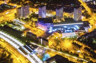 Aerial view, Mülheim an der Ruhr main station, Technical Town Hall and Forum City Mülheim shopping