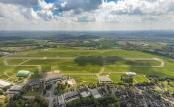 Aerial photo, Airport Essen/Mülheim, Holthausen - Southeast, Mülheim an der Ruhr, Ruhr area, North