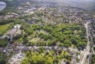 Aerial view, cemetery Broich, tennis hall De Wet, Broich - Ost, Mülheim an der Ruhr, Ruhr area,