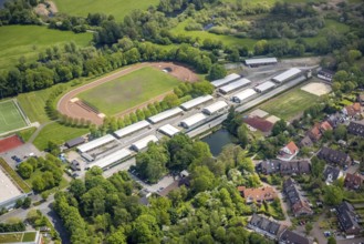 Aerial photo, refugee village Saarn Mintarder Straße and sports field, Saarn, Mülheim an der Ruhr,