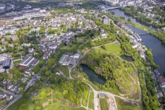 Aerial view, destroyed building, quarry and brickyard Rauen am Kassenberg, Broich - Ost, Mülheim an