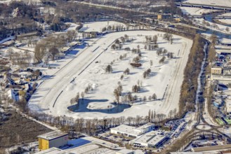 Aerial view, Raffelberg racecourse with golf course inside, Speldorf, Mülheim an der Ruhr, Ruhr