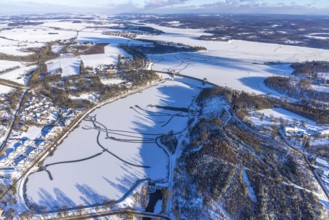 Aerial view, Möhnetalsperre and dam wall in the snow, Günne, Möhnesee, Sauerland, North