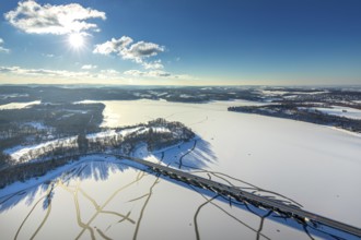 Aerial view, Möhnesee and Delecker Brücke, Delecke, Möhnesee, Sauerland, North Rhine-Westphalia,