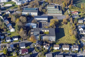 Aerial view, secondary school and sports hall Am Habicht in the district of Lendringsen in Menden,