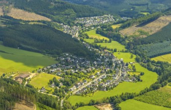 Aerial view, local view Kickenbach and Langenei, Altenhundem, Lennestadt, Sauerland, North