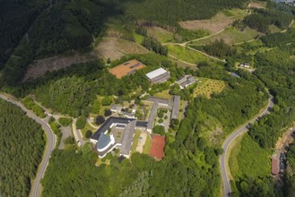 Aerial view, Jugendhof Pallotti and Private Gymnasium Maria Königin, Altenhundem, Lennestadt,