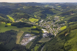 Aerial view, local view Kirchveischede, Bilstein, Lennestadt, Sauerland, North Rhine-Westphalia,