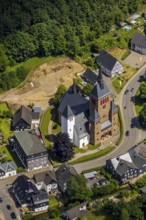 Aerial view, Church of St. Peter and Paul, Kirchhundem, Sauerland, North Rhine-Westphalia, Germany,