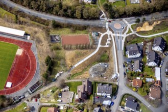 Aerial view, roundabout and construction site Hessengarten corner Zum Erbstollen, new construction