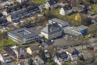 Aerial view, secondary school Eichen in the district Eichen, Kreuztal, Sauerland, North