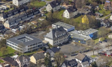 Aerial view, secondary school Eichen in the district Eichen, Kreuztal, Sauerland, North