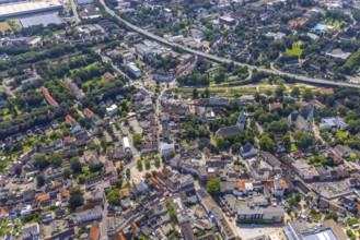 Aerial view, city centre with Alter Markt and catholic parish church Zur Heiligen Familie and evang