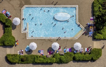 Aerial view, children's pool at GSW Freibad Kamen-Mitte, Kamen, Ruhr area, North Rhine-Westphalia,