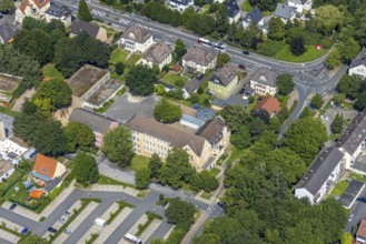 Aerial view, Diesterwegschule in the district Kolonie Tannenberg, Kamen, Ruhr area, North