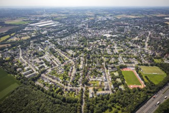 Aerial view, local view with Jahnstadion VFL Kamen in the district Kolonie Tannenberg in Kamen,