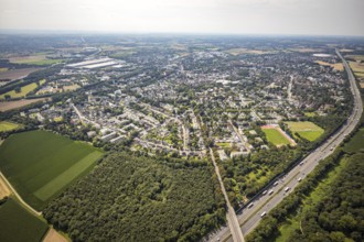 Aerial view, local view with Jahnstadion VFL Kamen in the district Kolonie Tannenberg in Kamen,
