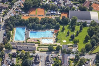 Aerial view, GSW Freibad Kamen-Mitte, Kamen, Ruhr area, North Rhine-Westphalia, Germany, bathing