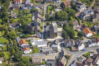 Aerial view, town centre with St. Margaret's Church and Lutherplatz in the Methler district, Kamen,