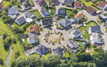 Aerial view, Circular housing estate Bertolt-Brecht-Straße in the district Heeren-Werve, Kamen,