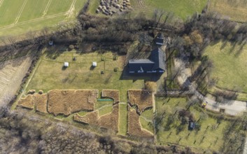 Aerial view, Emscherquellhof (formerly Lünschermannshof) is a half-timbered farmstead in the