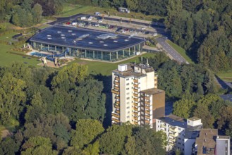 Aerial view, Wananas sports and leisure pool in the district Baukau-West in Herne, Ruhr area, North