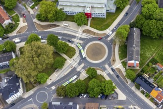 Aerial view, new roundabout Dorneburger Straße, Bielefelder Straße, Königstraße, Schule an der