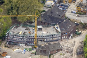 Aerial view, former Heitkamp villa, construction site and new building for flats on Langkampstraße,