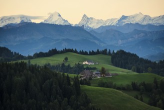 Panorama, snow-covered mountains, Bernese Oberland, view from Lüderenalp, sunrise, Emmental, Canton