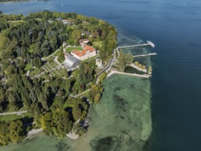 The island of Mainau in Lake Constance with the jetty and the baroque Mainau Castle, built between