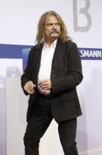 Leslie Mandoki arriving at the Bertelsmann Summer Party 2025 at the Bertelsmann Representative