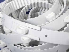 A white entangled drive belt