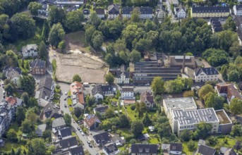 Aerial view, Pestalozzi primary school and wasteland next to Alte Gießerei vom Bruch in Gevelsberg,