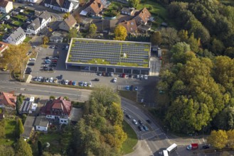 Aerial view, Aldi supermarket Schultenstraße with solar roof in the district Rentfort in Gladbeck,