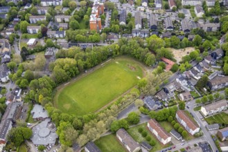 Aerial view, sports field Dorstener Straße, former Willy Brandt School, Zweckel, Gladbeck, Ruhr