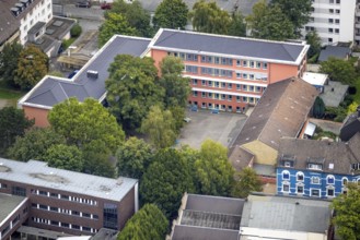 Aerial view, Realschule Haspe in the district Haspe in Hagen, Ruhr area, North Rhine-Westphalia,