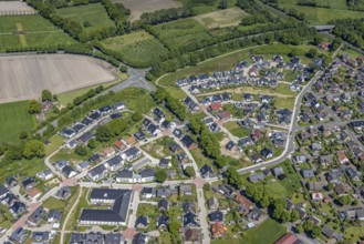 Aerial view, residential area Maximilian-Kolbe-Straße, Alloheim Senioren-Residenz Sythen am See, in