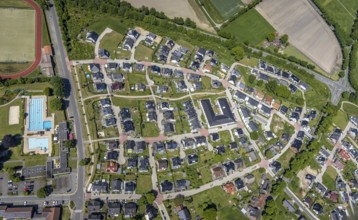 Aerial view, residential area Maximilian-Kolbe-Straße, Alloheim Senioren-Residenz Sythen am See,