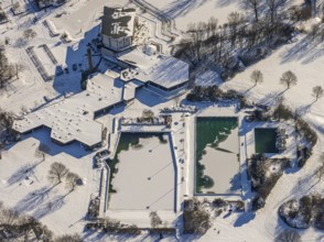 Aerial view, Hotel Selbachpark with outdoor pool Selbachpark, snow-covered areas, winter, Pelkum,