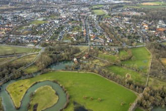Aerial view, development of the area at the Heessener Schlossmühle, historic mill, Enniger Bach,