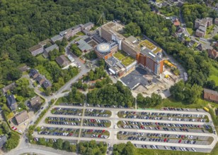 Aerial view, St. Barbara-Klinik Hamm-Heessen with extension construction site in the Heessen