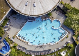 Aerial view, Maximare Erlebnistherme Bad Hamm and bathers in the swimming pool in the Mitte