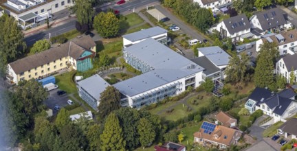 Aerial photograph, Perthes-Haus senior citizens' housing estate in the Uentrop district of Hamm,