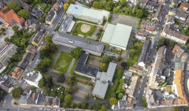 Aerial view, Eduard-Spranger-Berufskolleg and Hochbunker Vorheider Weg in the district Mitte in