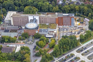 Aerial view, construction site with extension at the St. Barbara Clinic in the district of Heessen