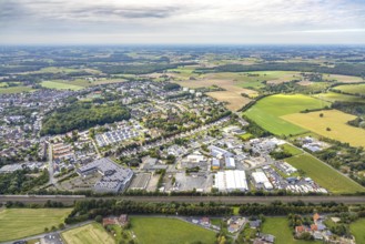 Aerial view, industrial area Auf dem Knuf and residential area Frielicker Weg in the district