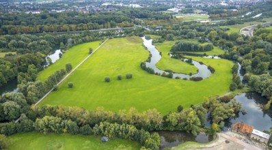 Aerial view, Mühlengraben Meander at the Schlossmühle in the district Heessen in Hamm, Ruhr area,